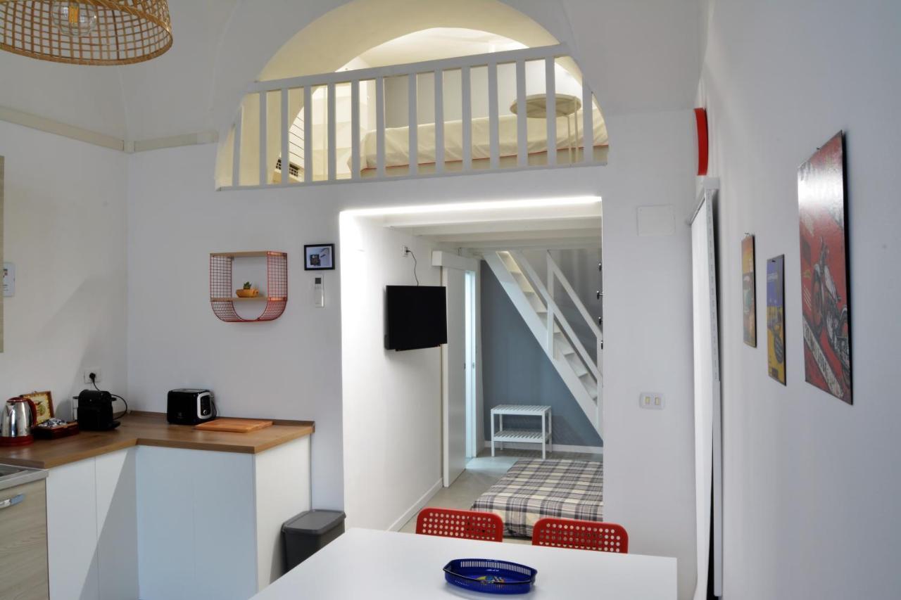 Dock33 - Comfort Loft In Catania Center Catânia Exterior foto